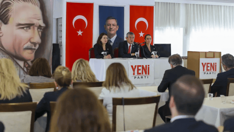 Yeni Parti belediye başkanları