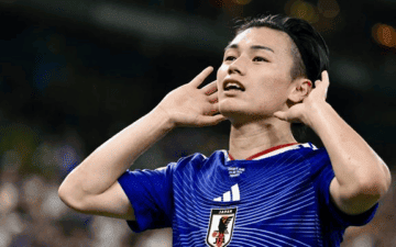 Ayase Ueda